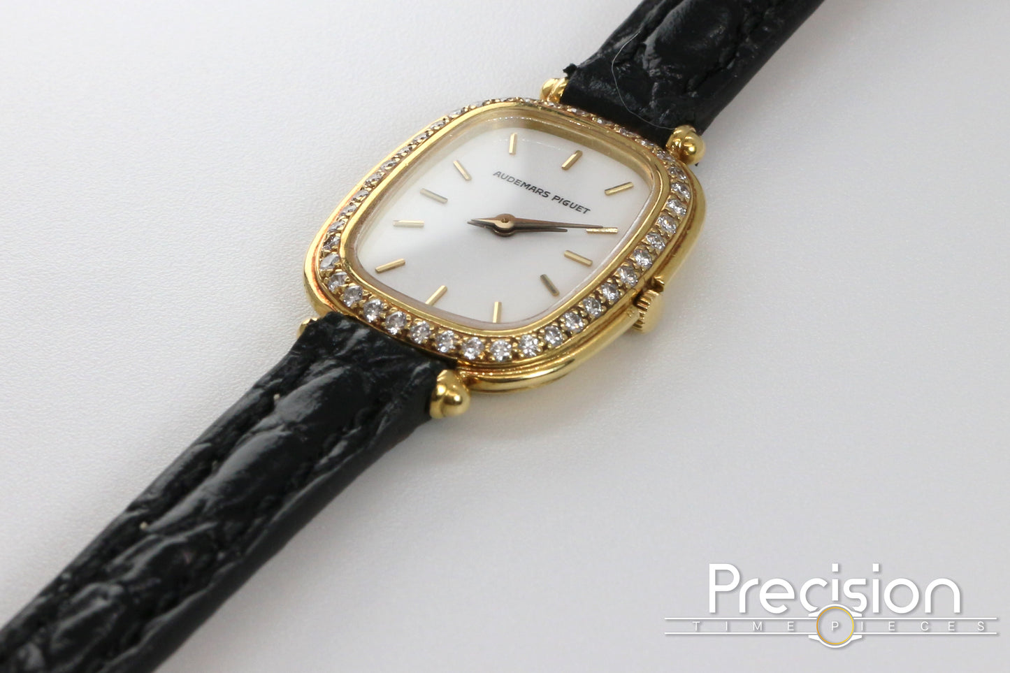 Audemars Piguet Ladies Quartz 19mm 18K Yellow Gold