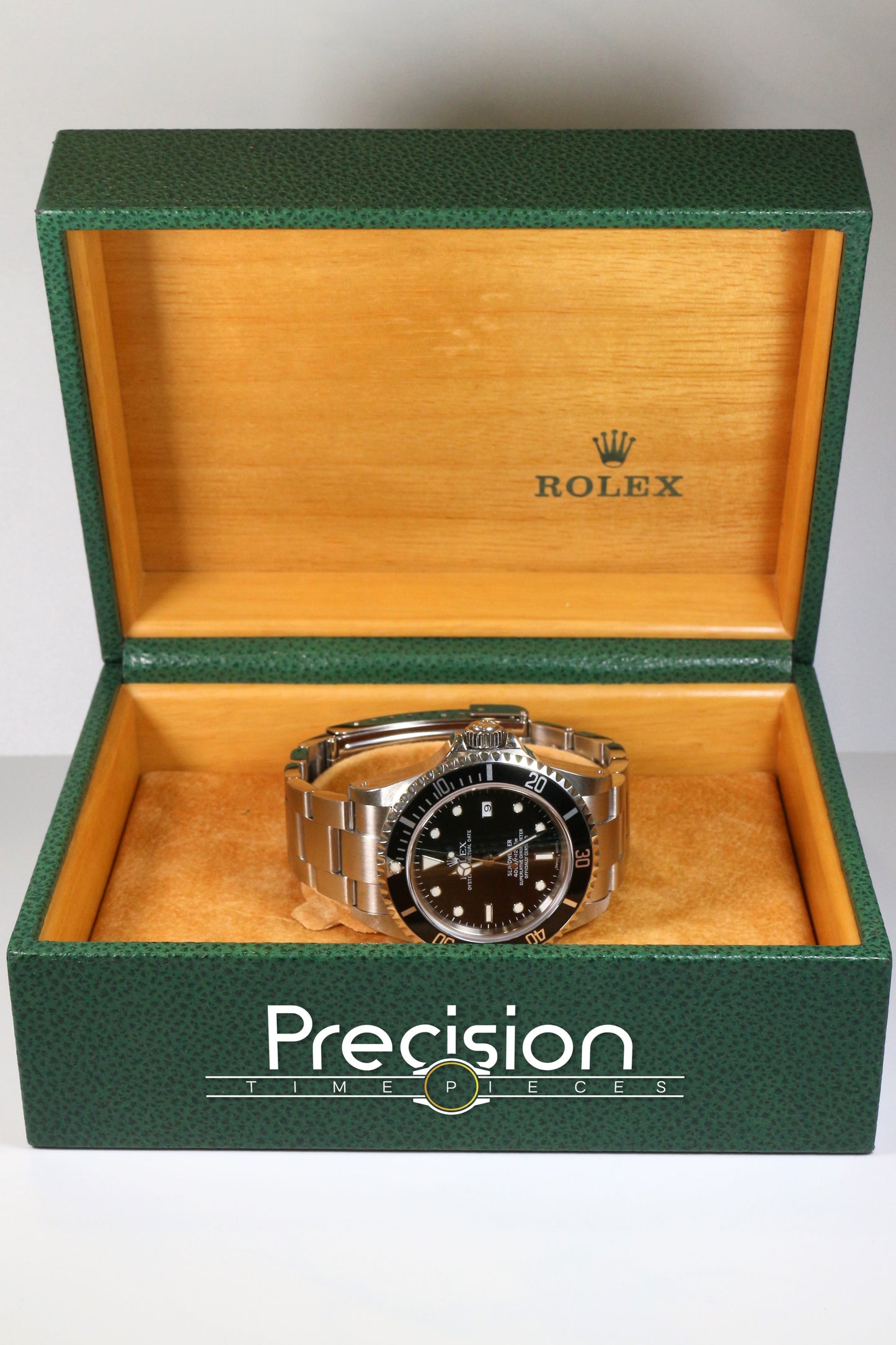 Rolex Sea-Dweller Ref: 16600 Mint Untouched Case Y2002 Full Set