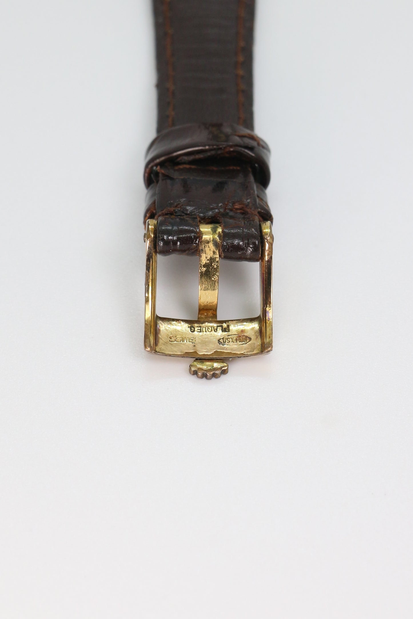 Rolex Cellini Ref: 4081 Red Vignette Dial ŵ Papers Manual Wind 18K Yellow Gold