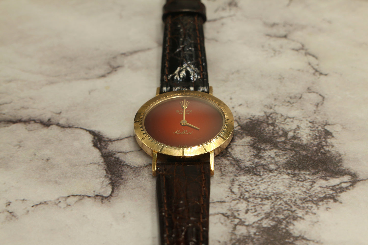 Rolex Cellini Ref: 4081 Red Vignette Dial ŵ Papers Manual Wind 18K Yellow Gold