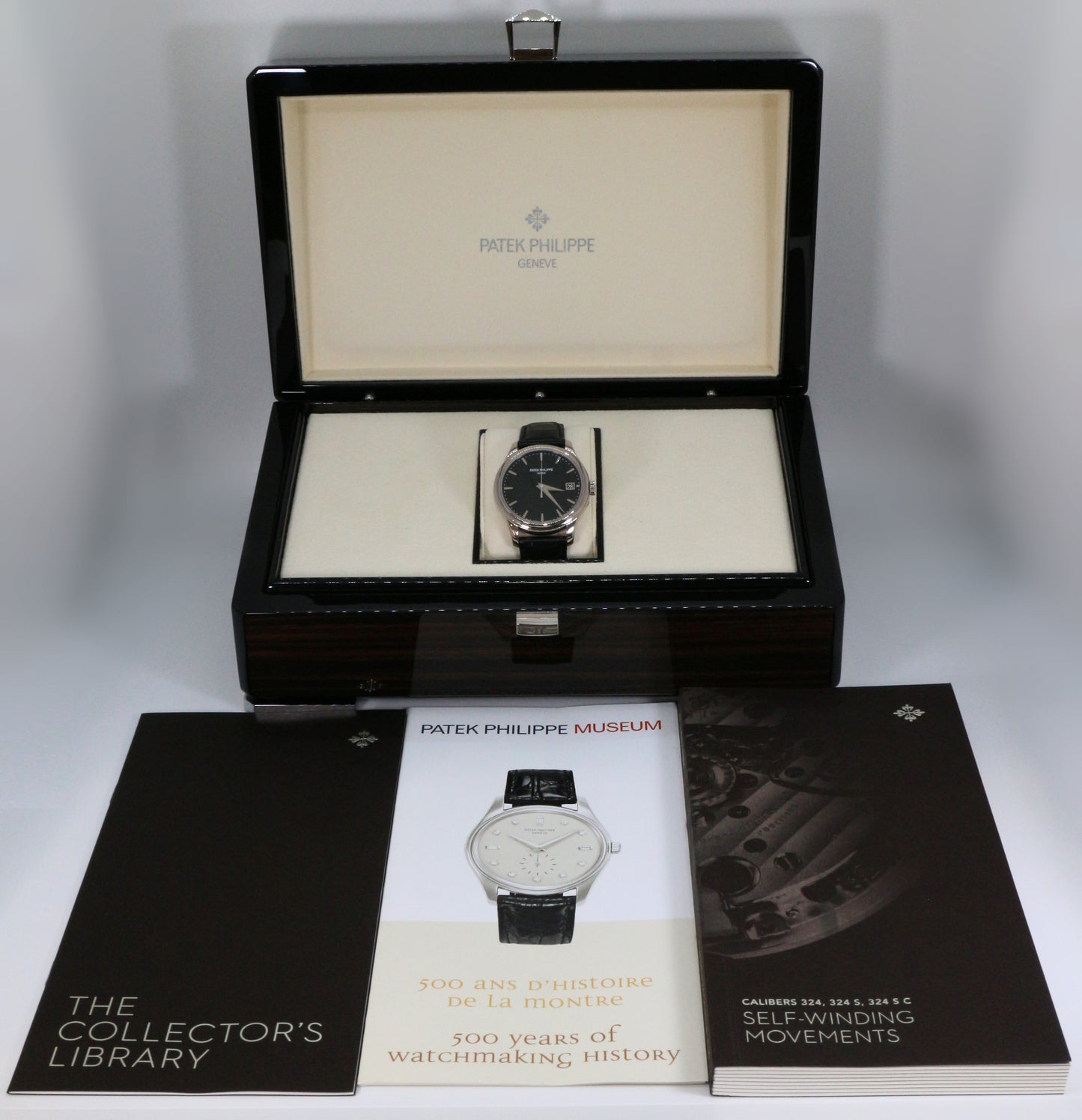 Patek Philippe Calatrava Ref: 5227G-010 39mm Auto 18K White Gold