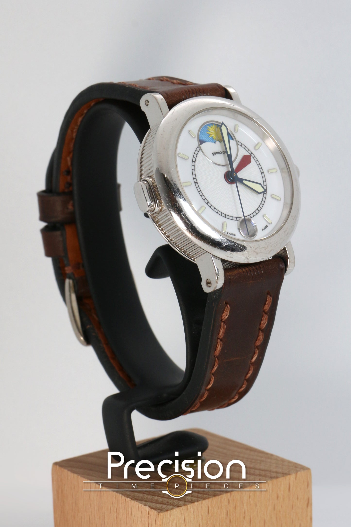 Gerald Genta Retro Night & Day G 3705