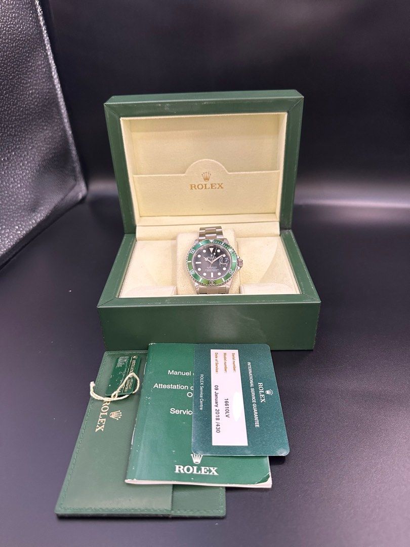 Rolex 16610LV Submariner “The Kermit”