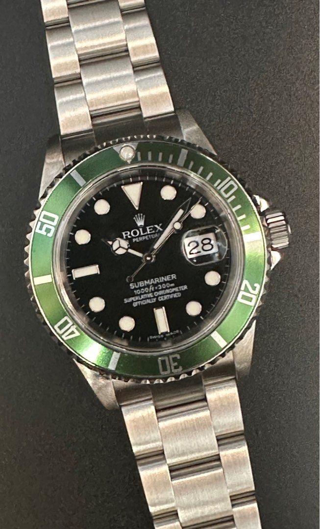 Rolex 16610LV Submariner “The Kermit”