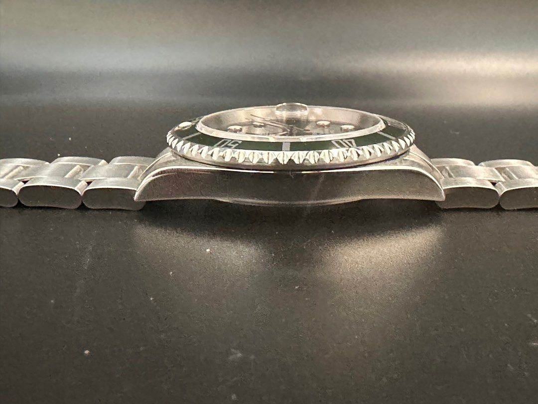 Rolex 16610LV Submariner “The Kermit”