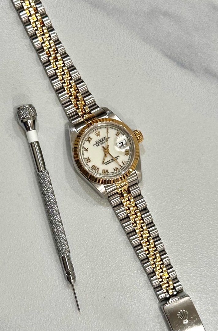 Rolex 69173 DateJust 26 Two-Tone Ivory Dial Roman Numerals