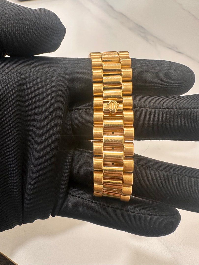 Rolex Day-Date 18238 Gold String Diamond Emerald Hour Markers Dial