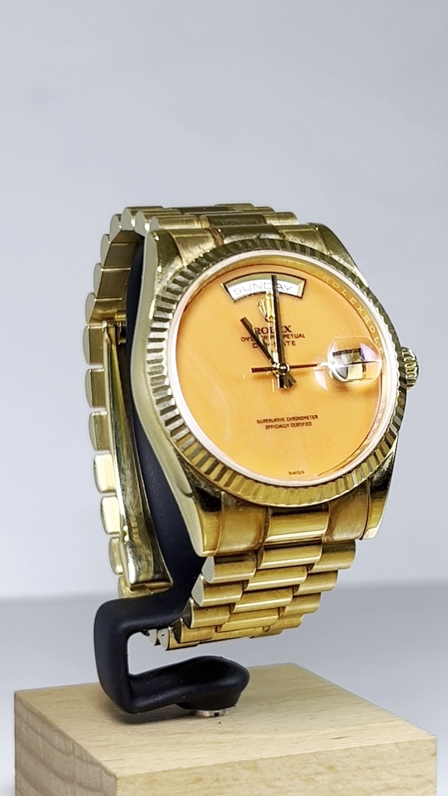 Rolex Day-Date 118238 Coral Dial