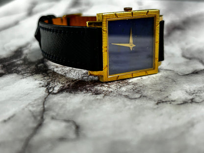 Piaget Ref: 937 Yellow Gold 25mm ŵ Rare & Lapis Lazuli Dial