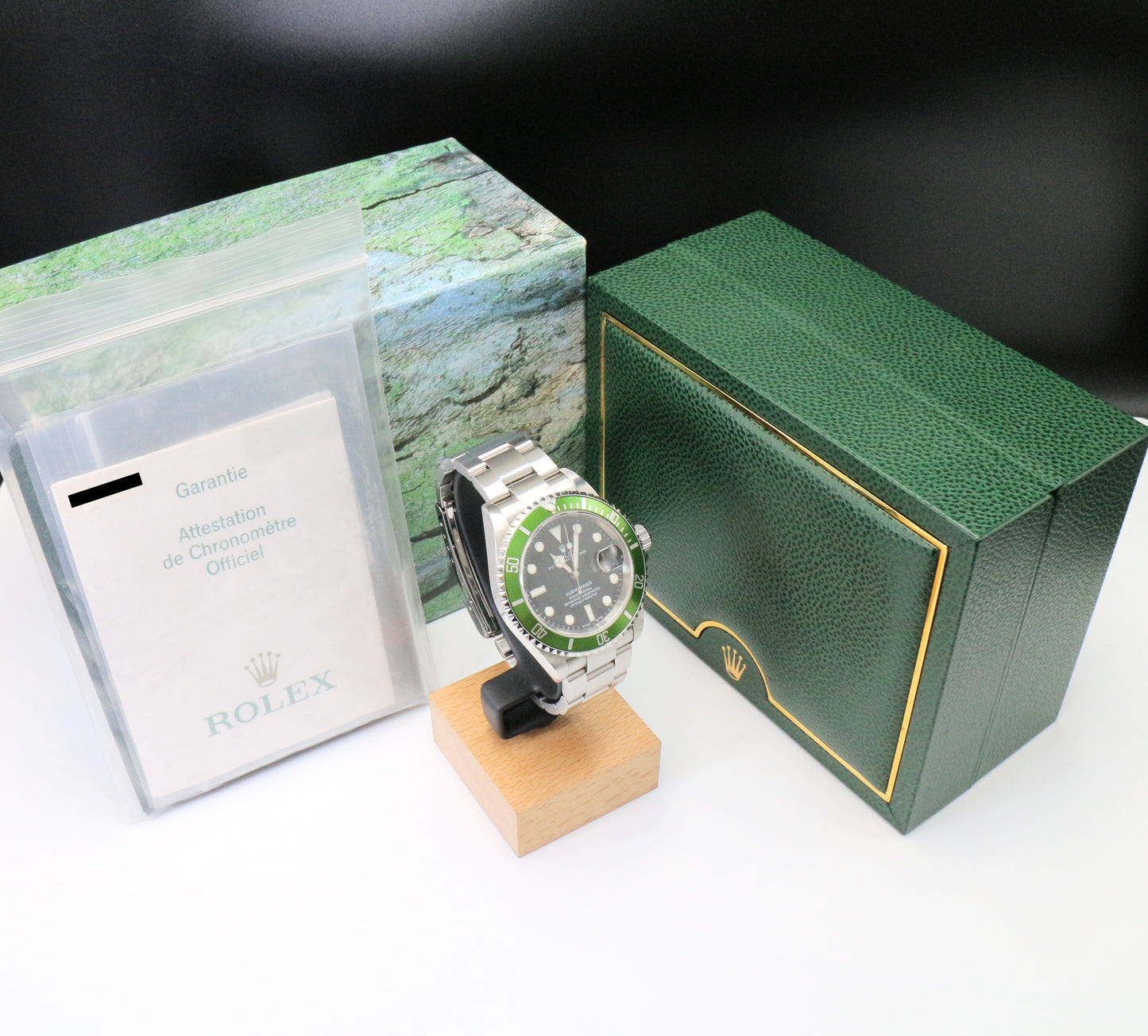 Rolex 16610LV Y-Series Submariner “Kermit” Full Set (Very Rare)