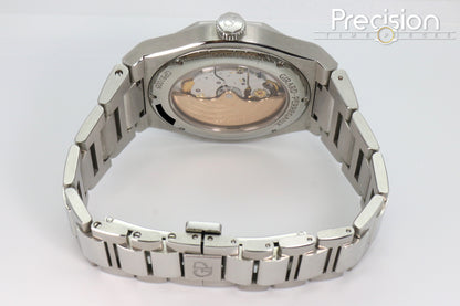 Girard-Perregaux Model: Laureato Reference: 81005-11-3154-1CM 38mm