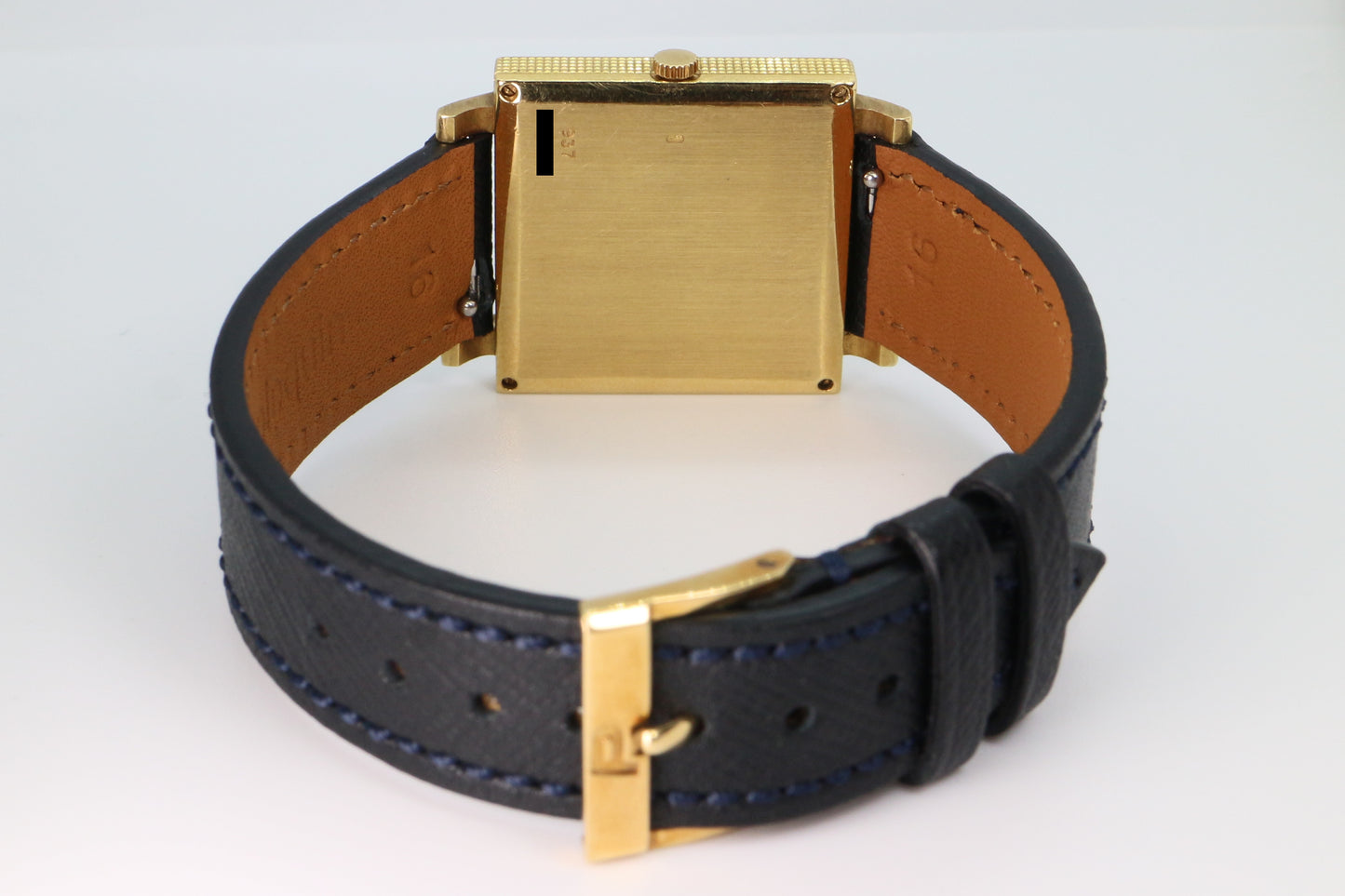 Piaget Ref: 937 Yellow Gold 25mm ŵ Rare & Lapis Lazuli Dial