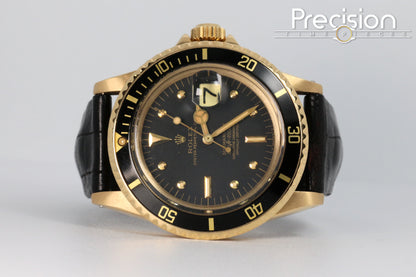 Rolex Submariner Ref: 1680/8 Nipple Dial 18K Yellow Gold 40mm