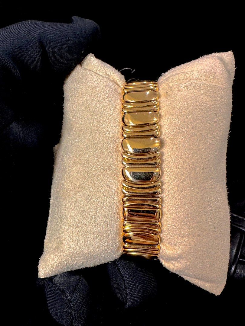 Cartier Baignoire Ref: W15045D8 18K Yellow Gold 22.5mm Quartz