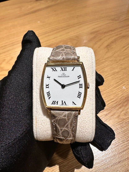 Jaeger-LeCoultre Classique “Tonneau“ Shaped 18K Yellow Gold 28mm Ref: 9017 Manual Wind