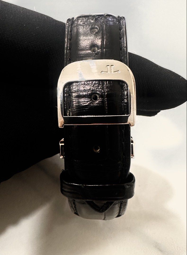 Jaeger-LeCoultre JLC Reverso Ref: 256.8.75 Silver & Black Dial 24mm ŵ Papers