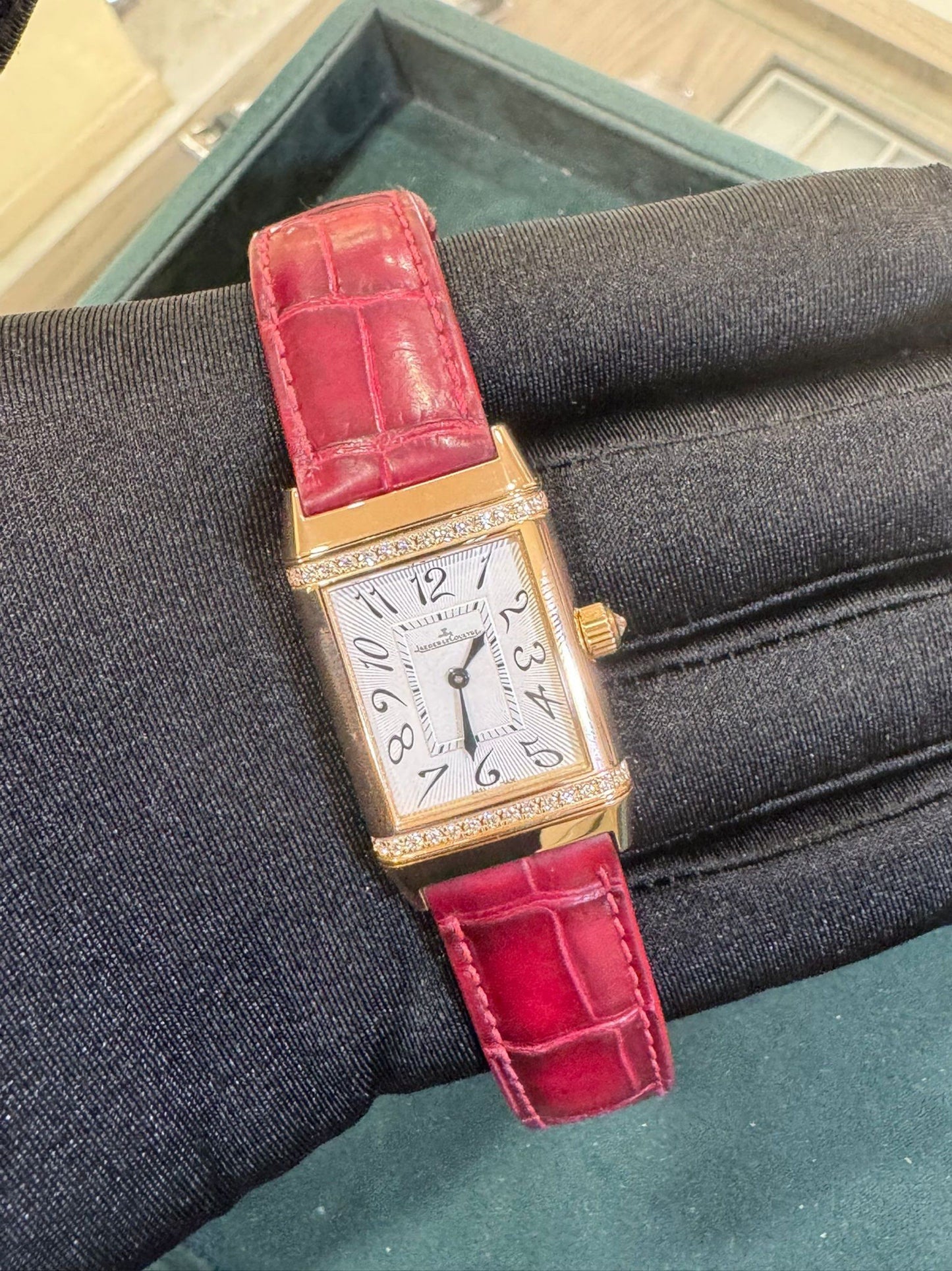 Jaeger-LeCoultre Reverso Ref: Q2562402 18K Rose Gold 23mm Full Set