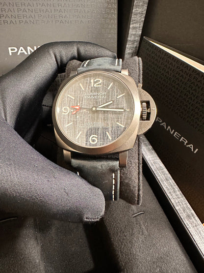 Panerai Luminor 1950 3-Days GMT Luna Rosa Challenger 36th American Cup 44mm PAM01036