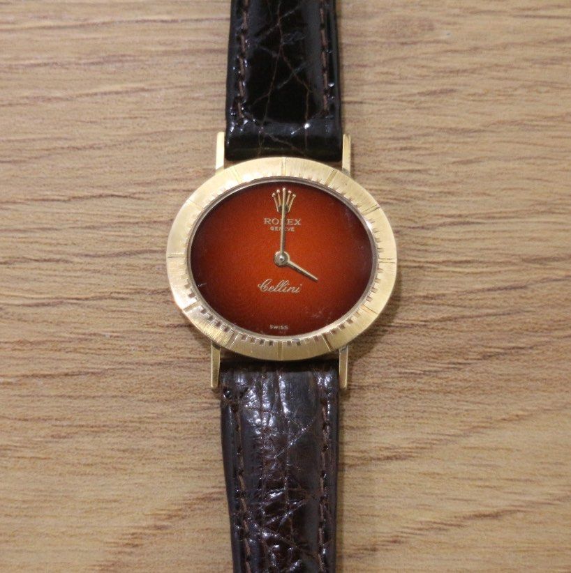 Rolex Cellini Ref: 4081 Red Vignette Dial ŵ Papers Manual Wind 18K Yellow Gold