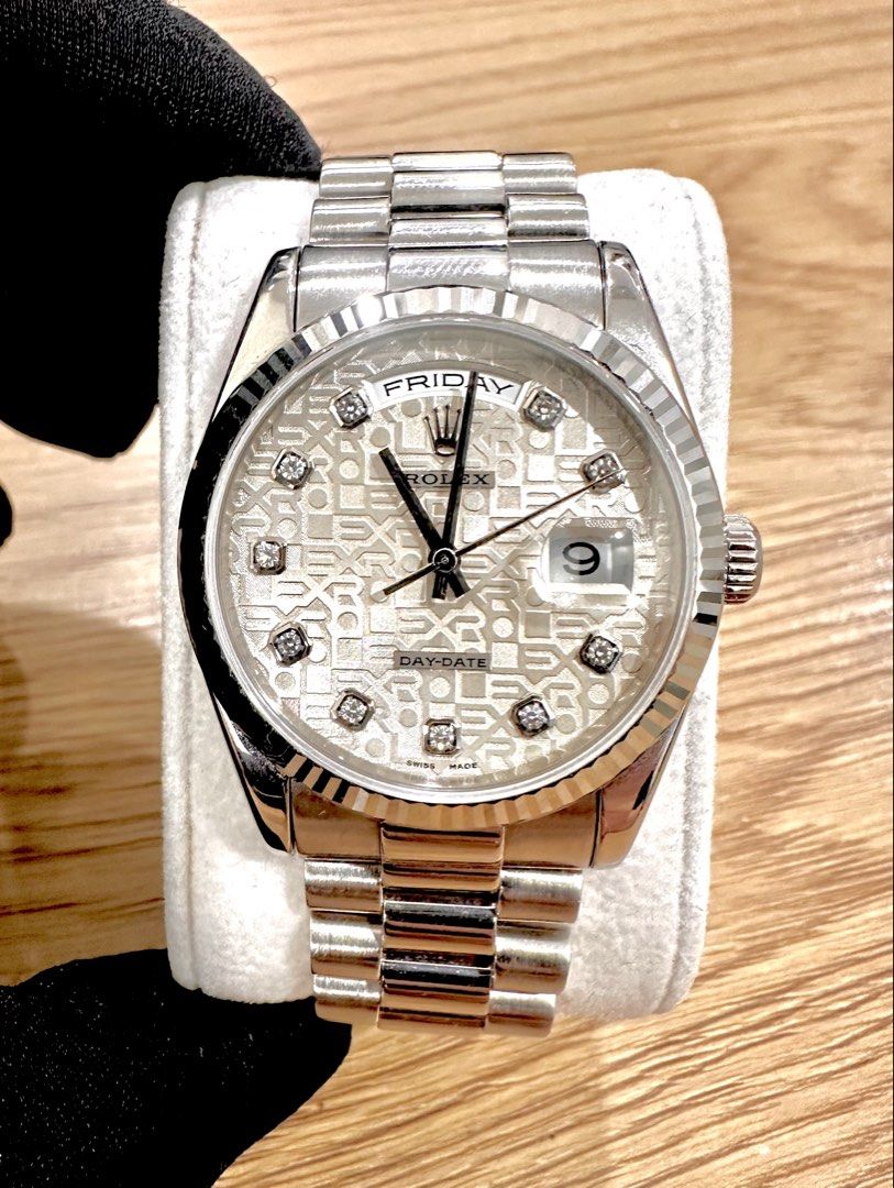 Rolex Day-Date 36 Ref: 118239 18K White Gold ŵ Silver Computer Diamond Dial