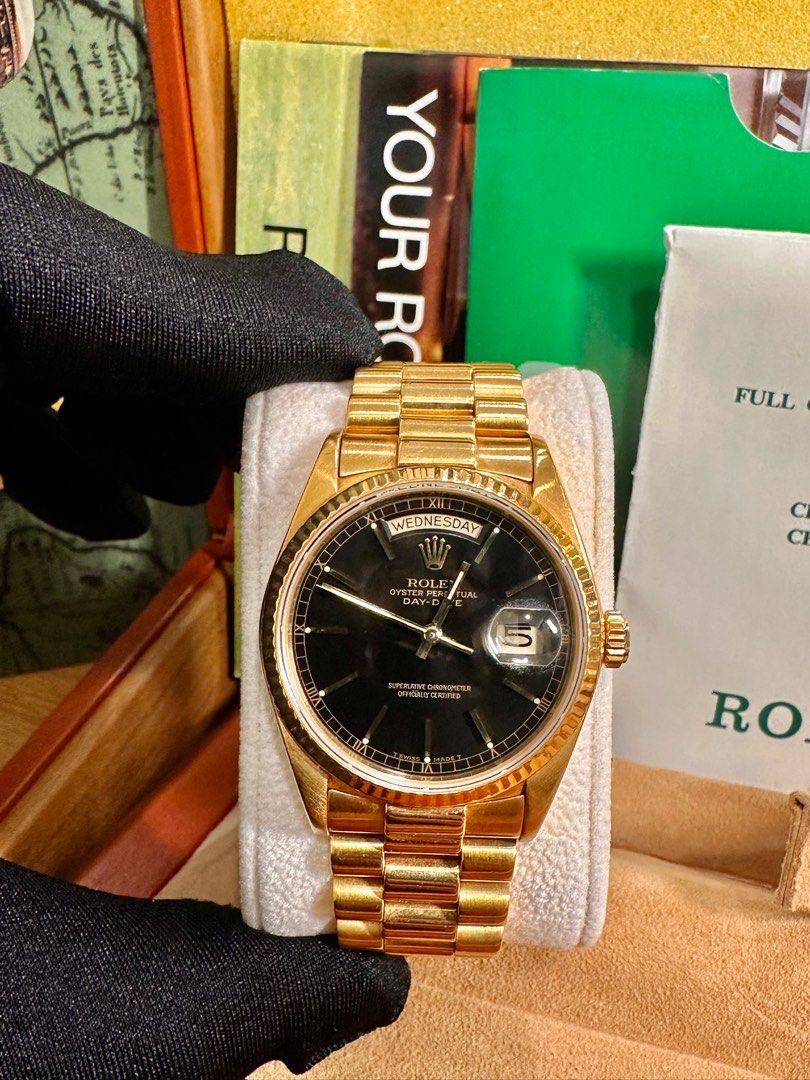 Rolex Day-Date 36 Ref: 18038 Full Set Black Dial R-Series 1989