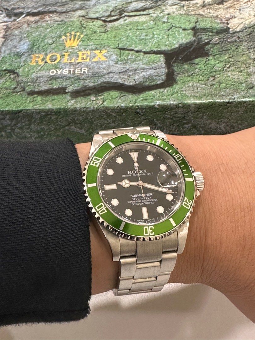 Rolex 16610LV Y-Series Submariner “Kermit” Full Set (Very Rare)